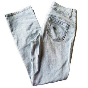 DENVER HAYES Light Wash MIA Mid Rise Curve Tech Jeans 8 x 32